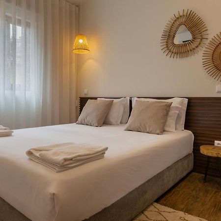Orm- Fontainhas 01 & 02 Apartments Porto Kültér fotó