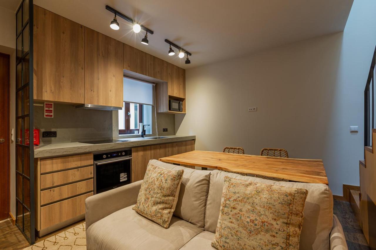 Orm- Fontainhas 01 & 02 Apartments Porto Kültér fotó