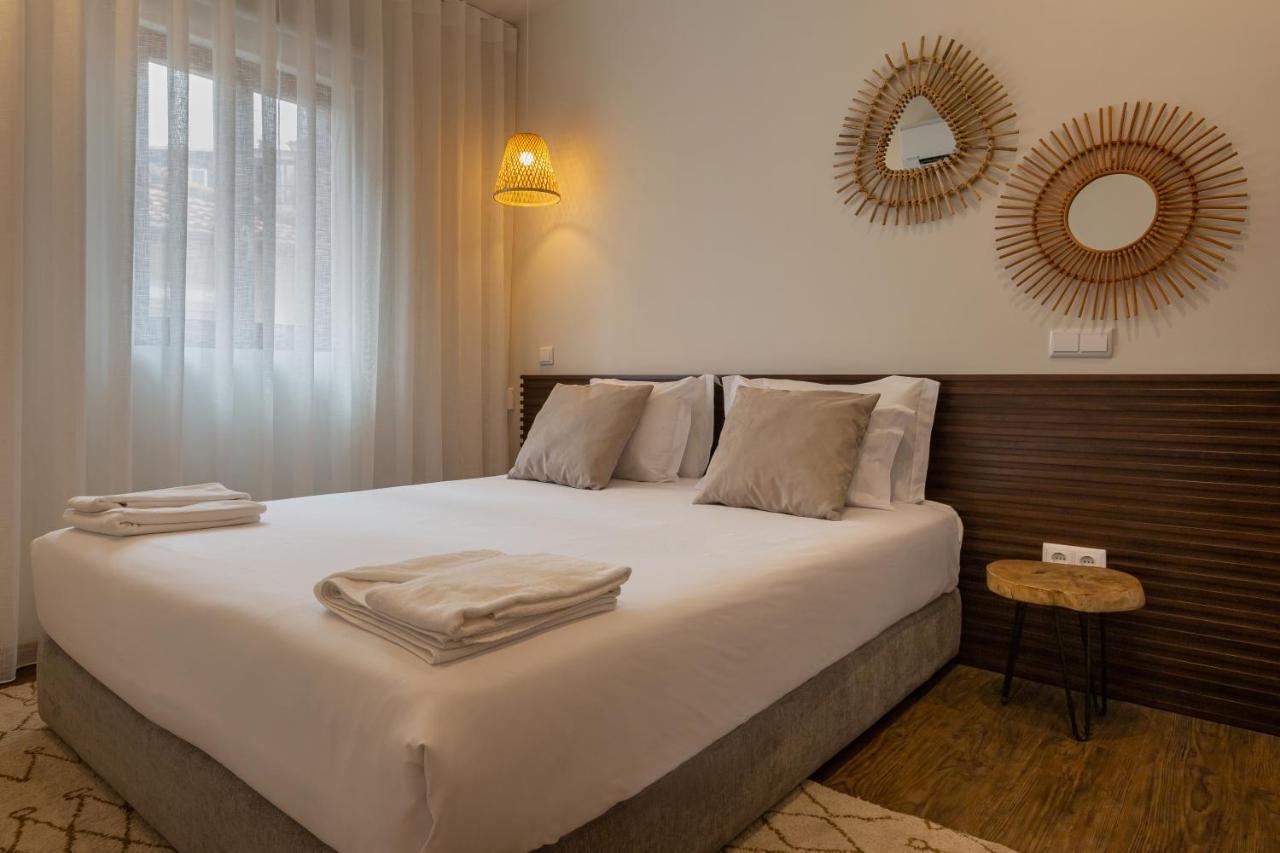 Orm- Fontainhas 01 & 02 Apartments Porto Kültér fotó